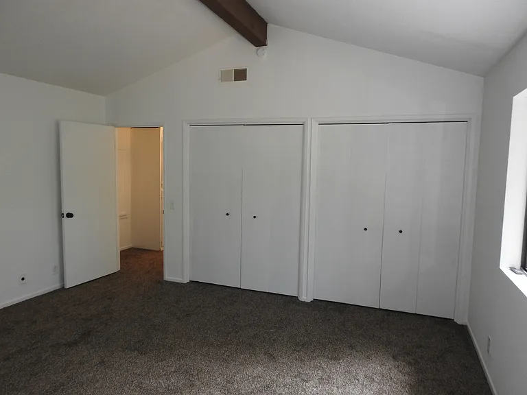 5041 Pine Ridge Ave — Photo 37