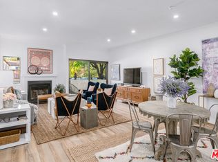 12401 Moorpark St UNIT 102, Studio City, CA 91604