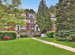 11 Sentry Pl APT 2D, Scarsdale, NY 10583