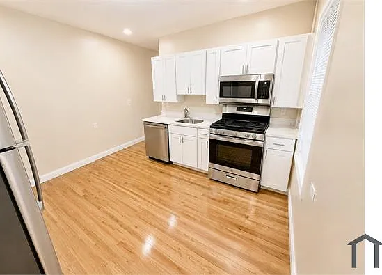 19 Dunlap St #1 — Photo 9