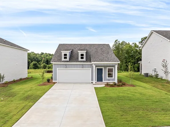 361 Gray St, Opelika, AL 36801