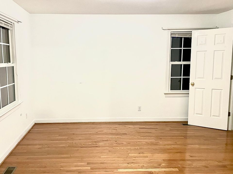 1st image of 117 Wild Primrose Ln #1
