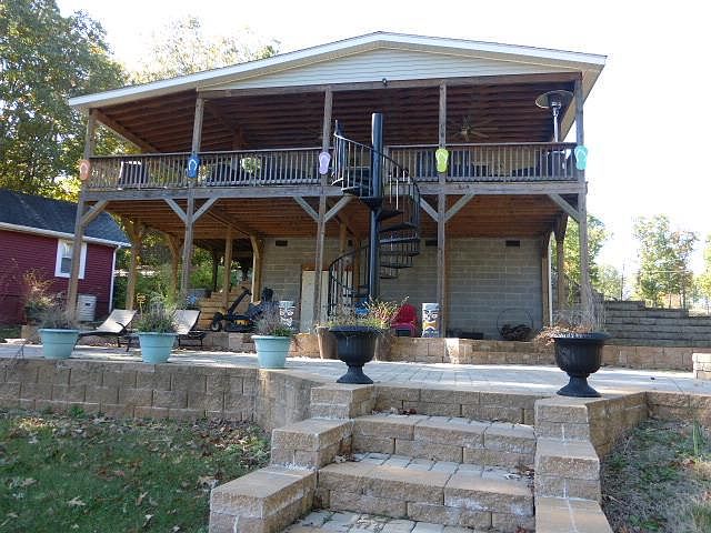 1st image of 310 Pineview Dr