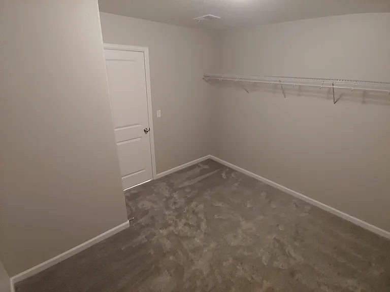 1042 Woodgate Ct — Photo 26