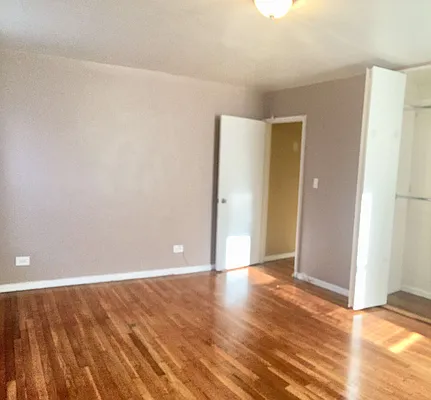 Rented by Roberto Guilbet, LREB | media 25