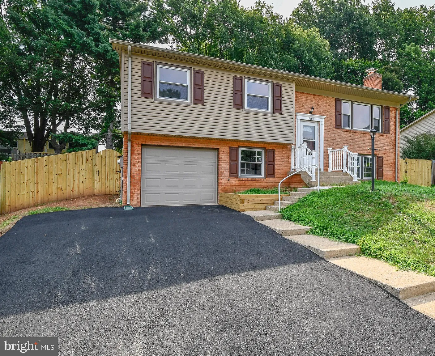 13409 Delaney Rd photo 1