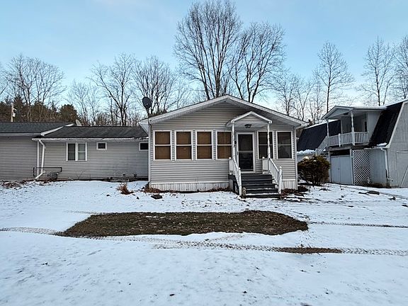 2nd image of 4210 Colwell Rd