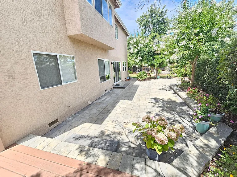 795 Avante Pl — Photo 25