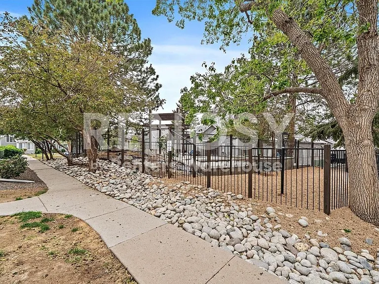 12555 E Tennessee Cir #103 — Photo 22