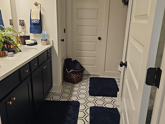 3rd image of 4730 Arden Pl