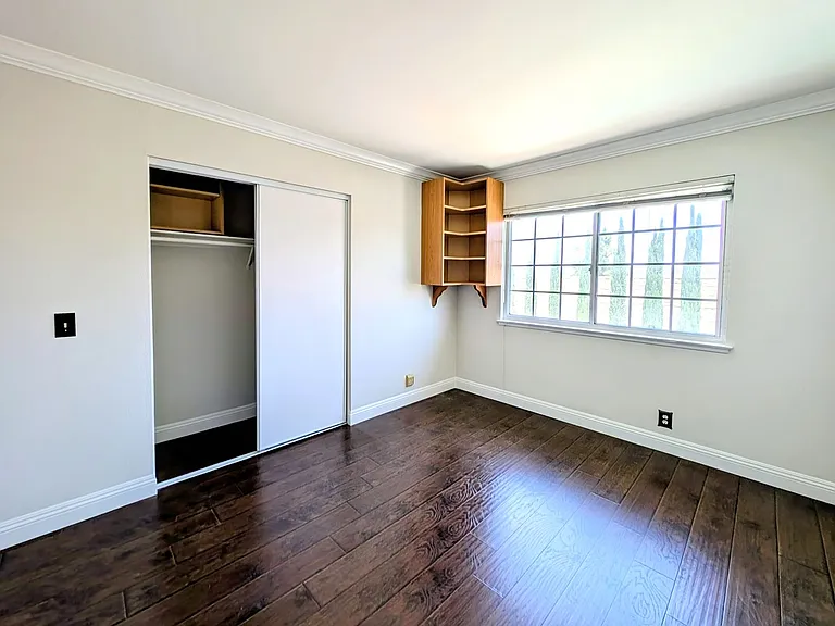 5517 E Edgemar Ave — Photo 26