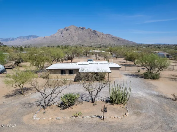 8822 N Marathon Dr, Tucson, AZ 85704