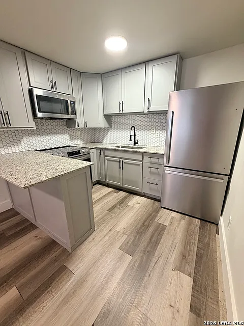 1 bed, 1.0 bath, 1410 sqft, $825 — Photo 4