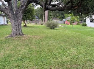 Clayton St, Tomball, TX 77375