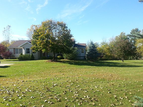 3rd image of 5125 Country Ln