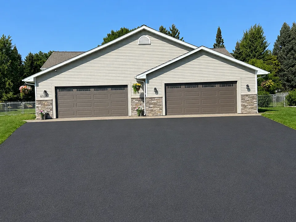 6108 Birchwood Ln