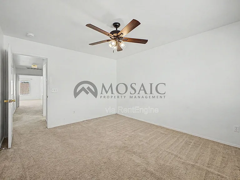 820 N Granada Dr — Photo 28