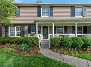 3511 Saint Germaine Ct, Louisville, KY 40207