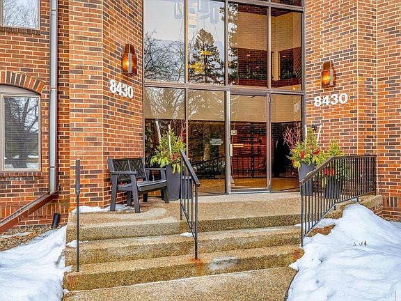 3rd image of 8430 Pennsylvania Rd APT 216