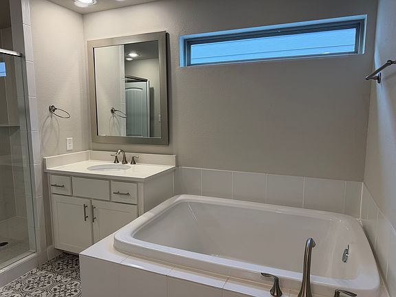 3rd image of 4610 Center St