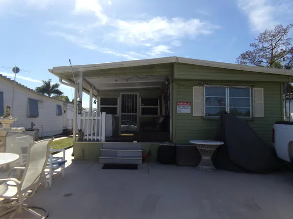 4238 S 88th Place S, Boynton Beach, FL 33436