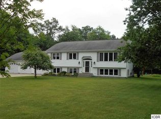 25302 Island View Dr, Cohasset, MN 55721