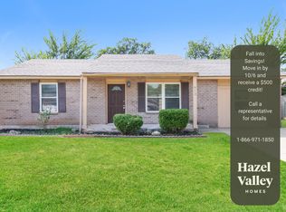 613 N Ramblin Oaks Dr, Moore, OK 73160