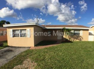 7905 Normandy St, Hollywood, FL 33023