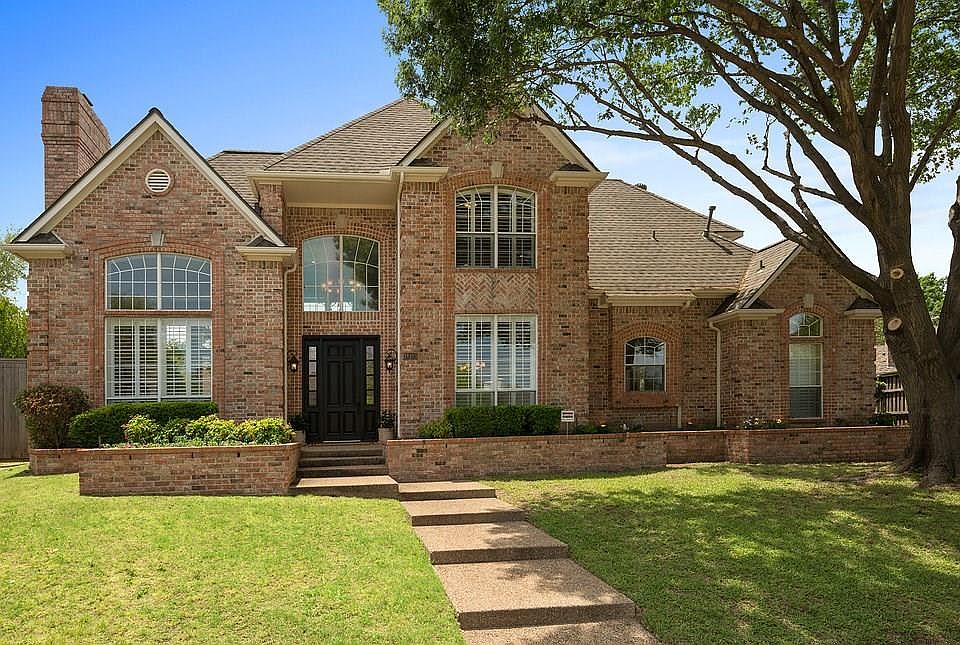 1st image of 18103 Hollow Oak Ct
