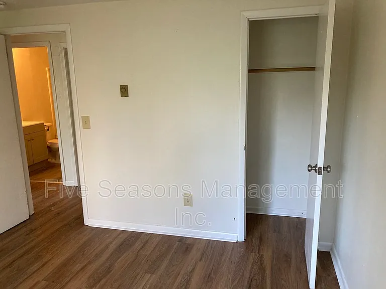 1036 Avenue B #N — Photo 10
