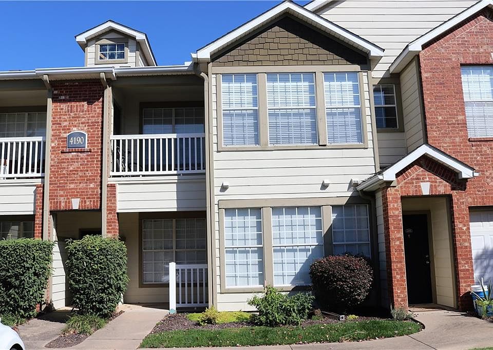 1st image of 4209 NE Meadow Creek Cir