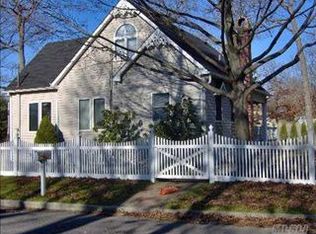 47 Pond Path, Lake Grove, NY 11755