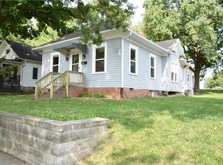 504 W 27th St, Higginsville, MO 64037