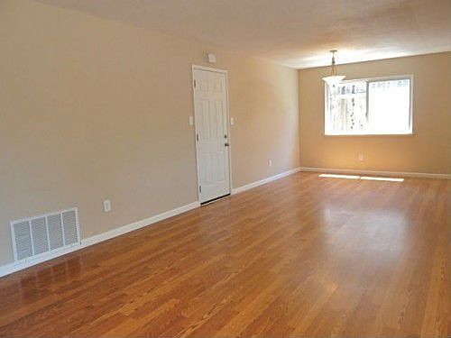 5th image of 8243 Highwood Way