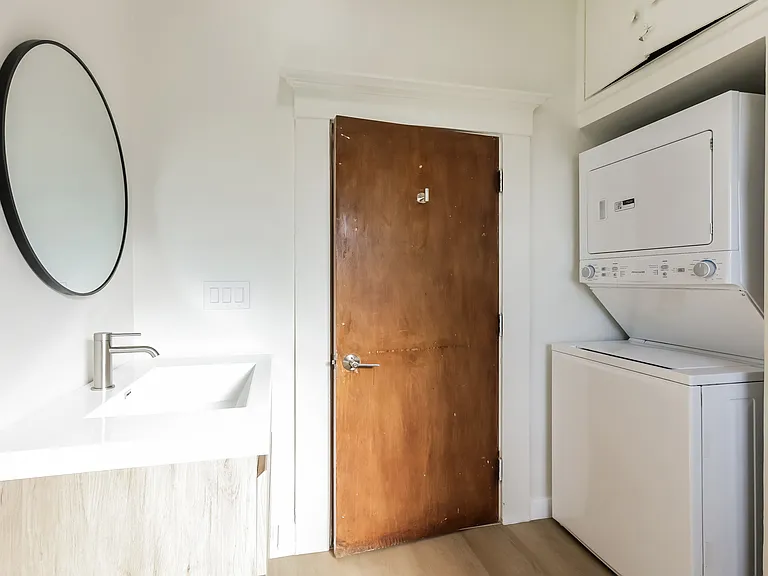 2849 Delaware St #4 — Photo 11