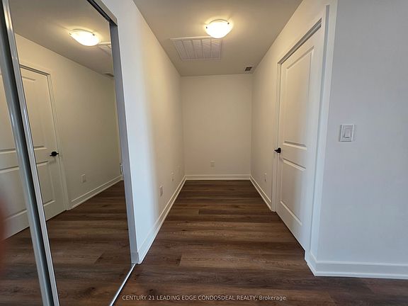 2nd image of 2075 Lakeshore Rd #807