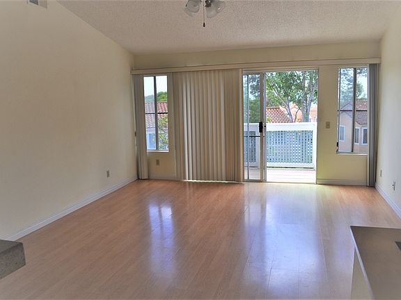 2nd image of 725 Buena Tierra Way Unit 348