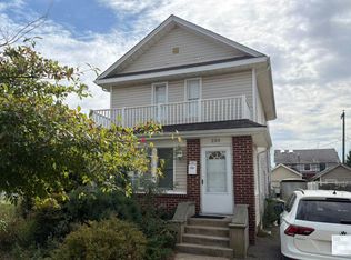 230 W Pine St, Long Beach, NY 11561