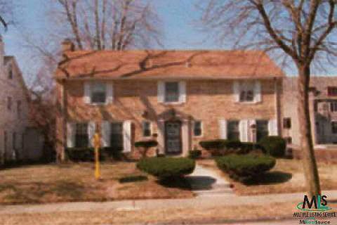 1st image of 19005 W Birchcrest Dr
