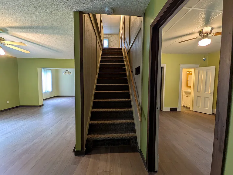 1033 Nash St — Photo 12