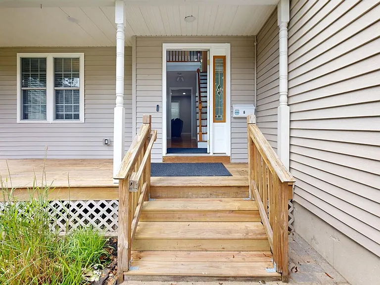 9 Bates Ave #ID1380182P — Photo 18