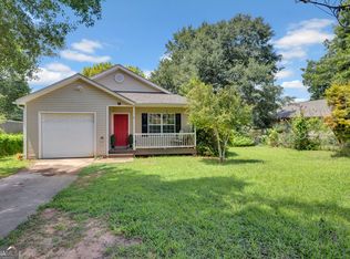 1159 Bell Cir, Madison, GA 30650
