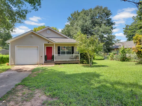1159 Bell Cir, Madison, GA 30650