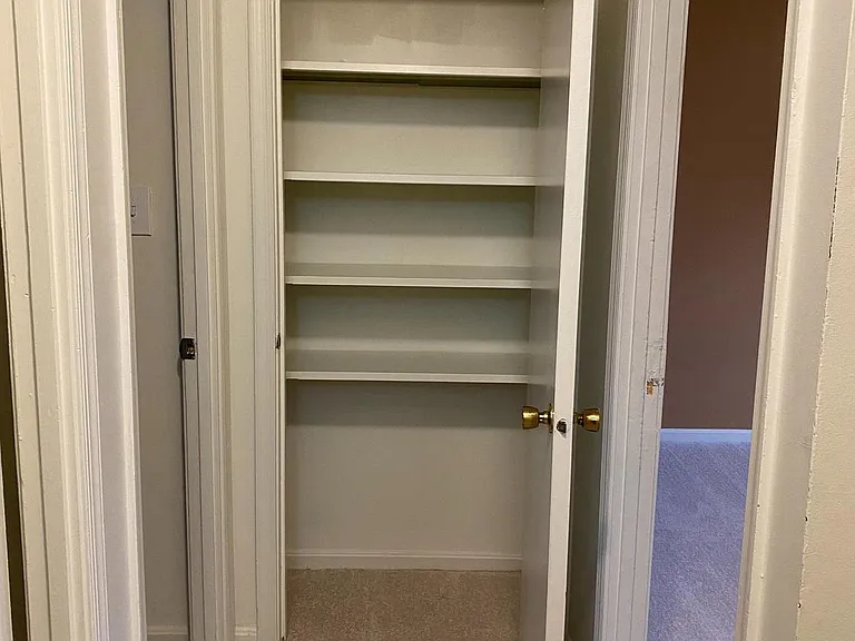 6802 Dina Leigh Ct — Photo 29
