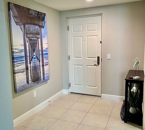 3rd image of 800 N Tamiami Trl Unit 1005