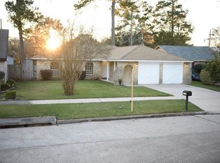 22027 Rockgate Dr, Spring, TX 77373