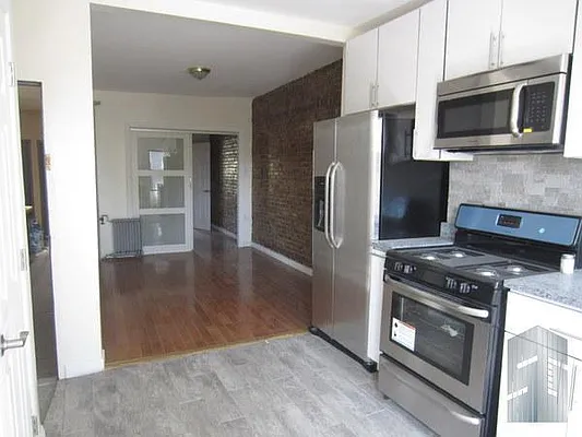 Rented by Skyline Group Real Estate | media 4