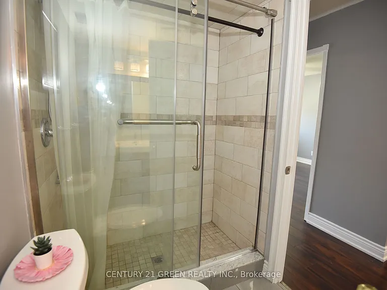 1400 The Esplanade N #306 — Photo 27