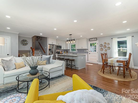 5th image of 8126 Cliffside Dr