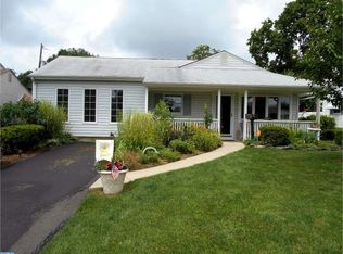 613 Auburn Rd, Fairless Hills, PA 19030